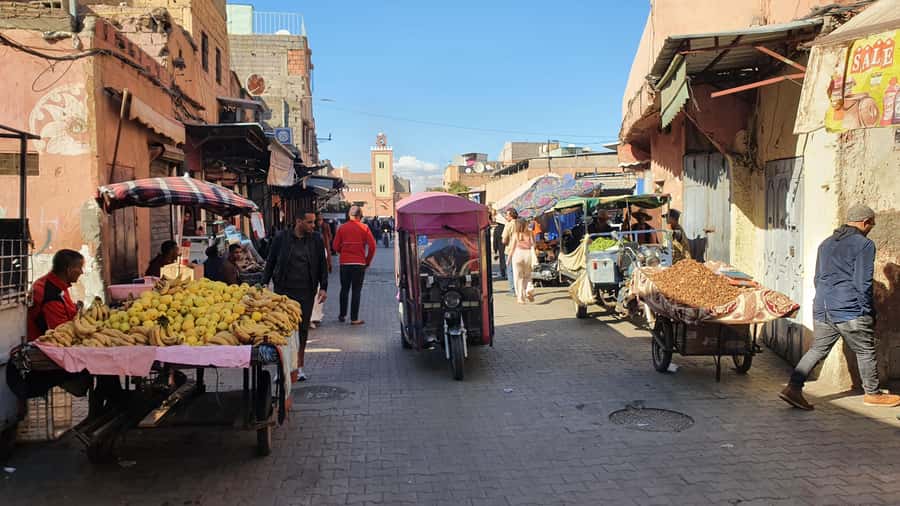 Marrakech Tuk-Tuk Tour with Photography Museum+Secret Garden - Drivers, language, and the level of guiding