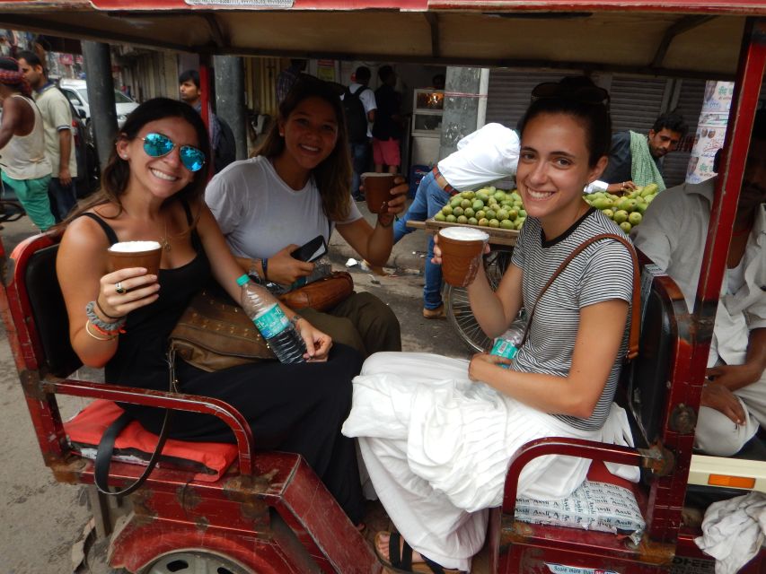 Masterji Kee Haveli-Rickshaw ride, Food& Cultural experience - Starting at Chawri Bazar Exit Gate No. 1