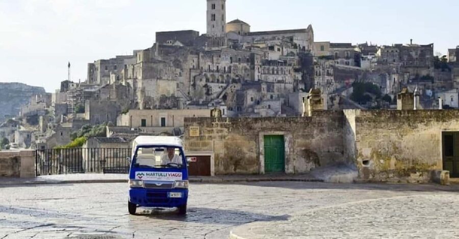 Matera: City Center and Murgia Park Porter Tuk-Tuk Tour - Reading the two Sassi from the best viewpoints