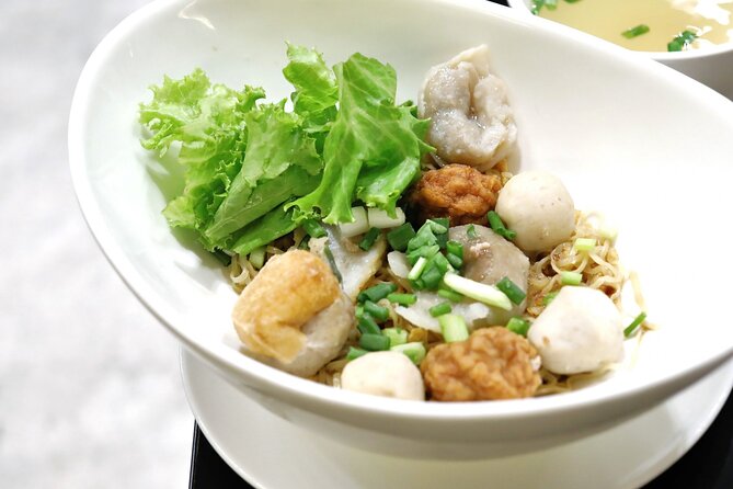 Michelin Guide Street Eats by Tuk Tuk: Bangkok Night Tour - Crab fried rice adds a fuller savory course