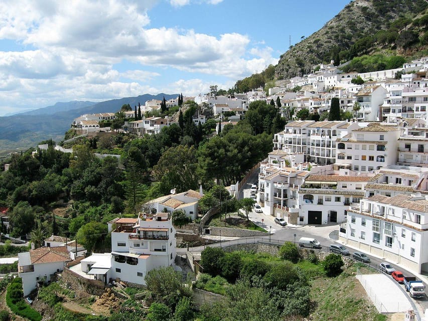 Mijas: Panoramic city tour with an electric Tuk Tuk - Why this short Mijas ride earns its place in your day