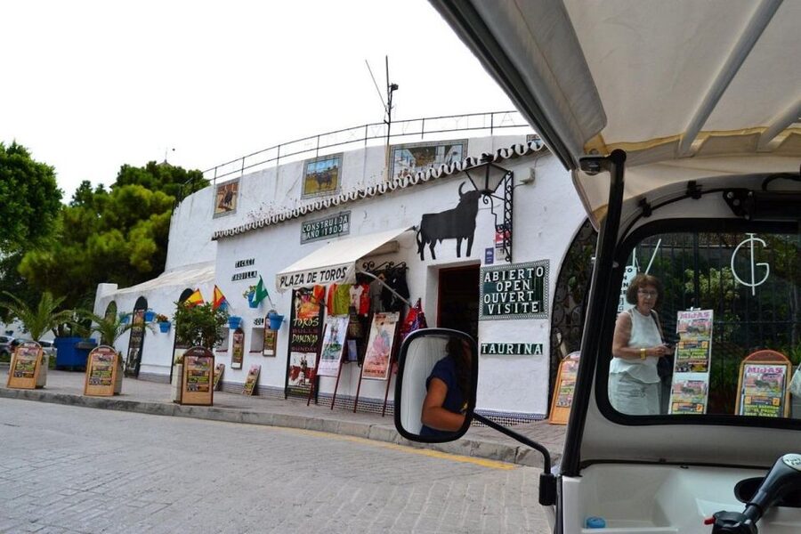 Mijas: Panoramic city tour with an electric Tuk Tuk - How to fit it into a Mijas visit