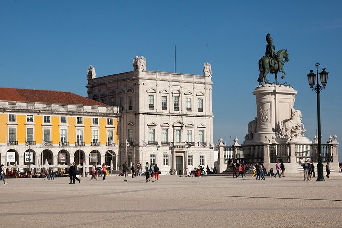Mon Ami Burguês - Lisbon City Center Private Tuk Tuk Tour - Santa Catarina is the stop for atmosphere