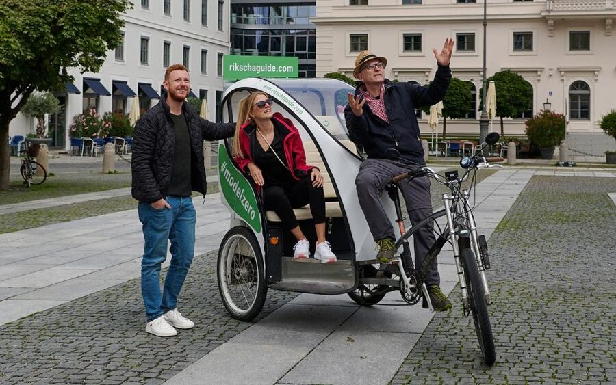 Munich: City Highlights Rickshaw Tour - Why a rickshaw works well in Munich