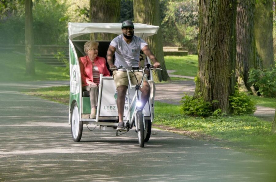 Münster-Highlights-Tour with Rickshaw-Guide - The guides make the difference