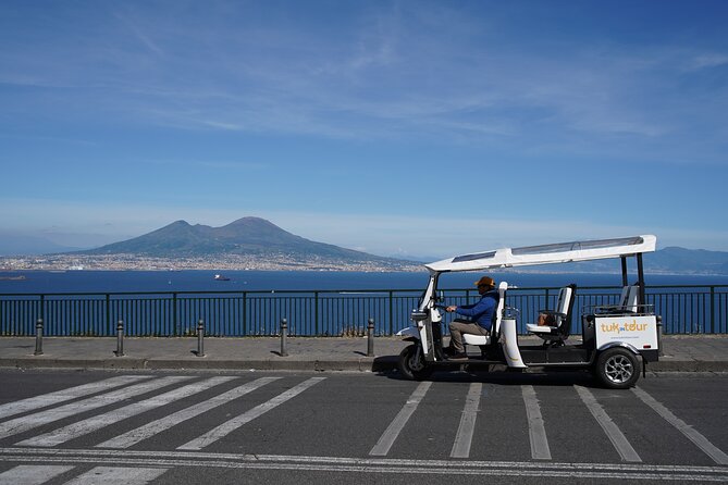 Naples in Tuk Tuk between Panoramas, Castles and Coffee Break - Key points to know before booking