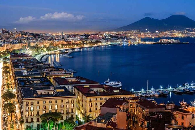 Naples in Tuk Tuk between Panoramas, Castles and Coffee Break - Down to Via Caracciolo and the Neapolitan seafront