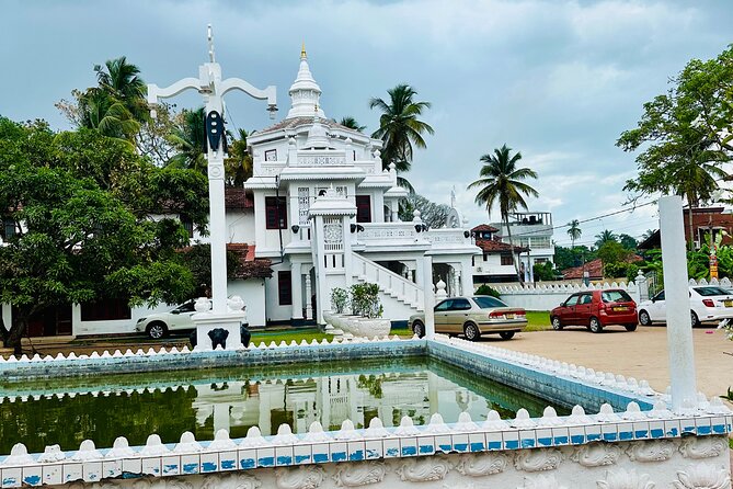 Negombo City Tour by Tuk Tuk with hotel pickup - Forty minutes in the city center