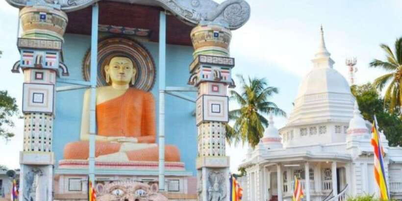 Negombo: Fishing Village Highlights Private Tour by Tuk Tuk - Sri Singama Kali Amman Kovil and Hindu traditions
