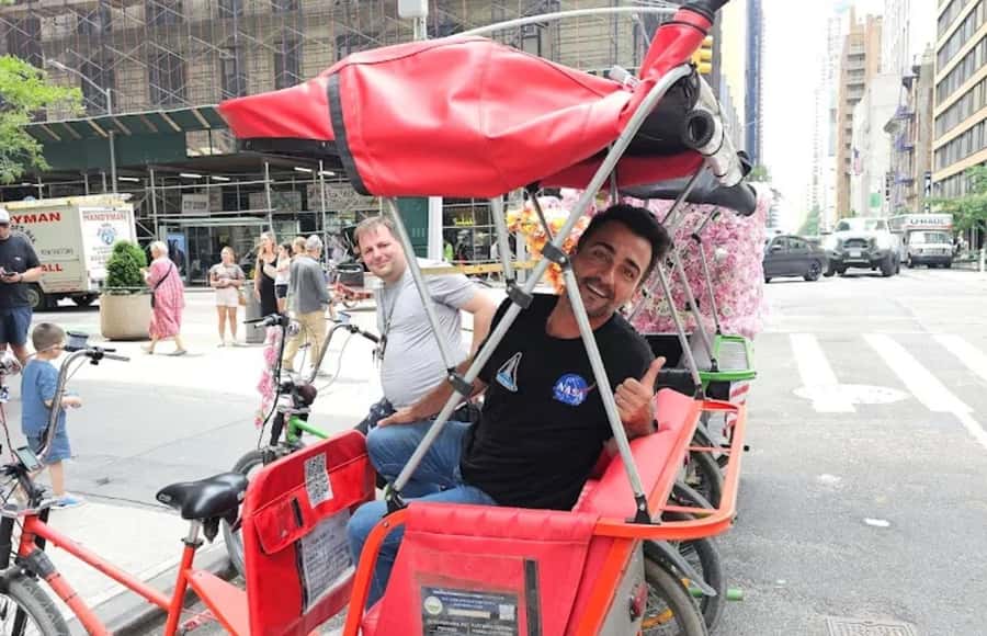 New York City: Home Alone 2 Movie Locations Pedicab Tour - The Plaza Hotel and Kevin’s luxury stay