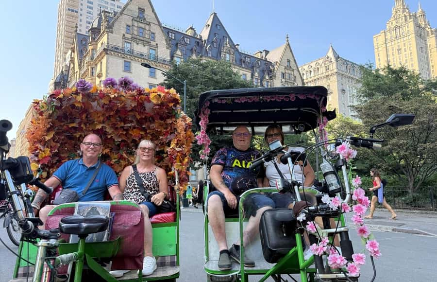 New York City: Home Alone 2 Movie Locations Pedicab Tour - Who should book this pedicab ride?