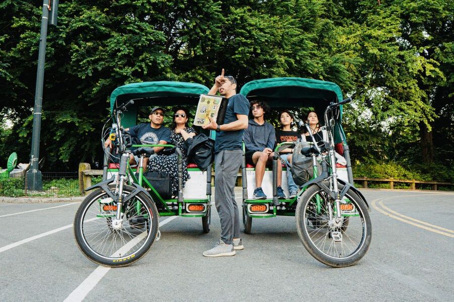 New York City: Private Central Park Pedicab Tour - What the guides add to the ride