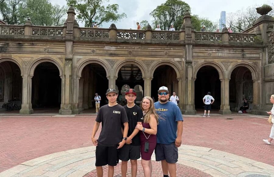 New York City: Top-Rated Central Park Pedicab Tour - Cherry Hill Fountain and changing views across the Lake
