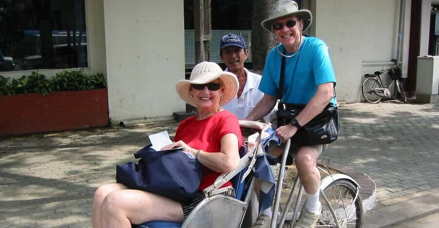 Nha Trang: Private 3-Hour Pedicab Tour - Starting along Nha Trang’s Front Beach