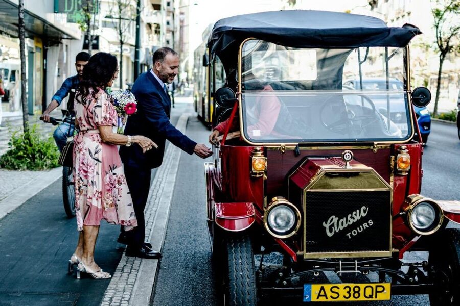 Nostalgic Lisbon Tuk Tuk Tour: Hidden Gems - Starting with Lisbon’s old streets