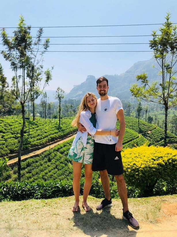 Nuwara Eliya: Tea Factory and Victoria Park Tour by Tuk Tuk - Hakgala Botanical Garden, markets, and the post office