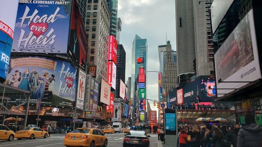NYC Pedicab Tours: Central Park, Times Square, 5th Avenue - Why a pedicab works well in Midtown