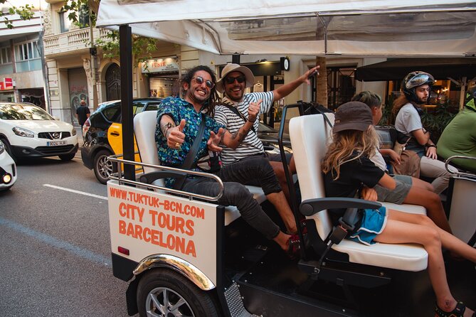 Official Tuk Tuk BCN l Barcelona 2 Hours City Tour - Arc de Triomf and the route toward the sea