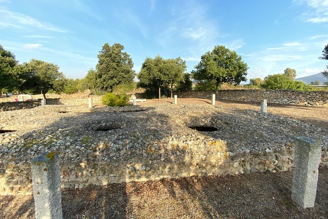 Olbia : Tuk-Tuk Tour – Ancient Treasures of Sardinia + pickup - San Simplicio and the Christian heart of Olbia
