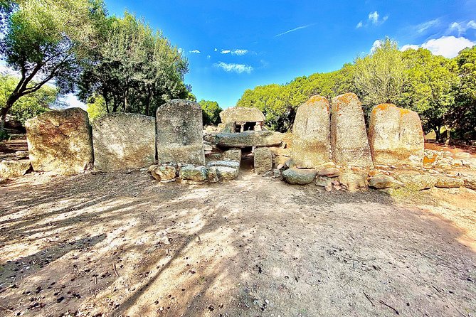 Olbia : Tuk-Tuk Tour – Ancient Treasures of Sardinia + pickup - What the commentary is really like