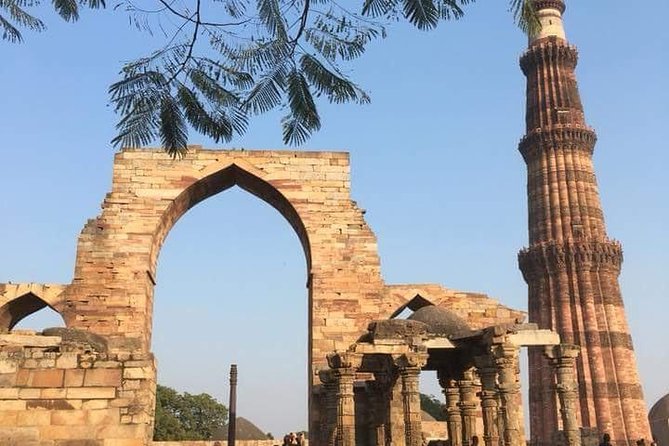 Old and New Delhi Full-Day Private Tour with Rickshaw Ride - The rickshaw ride adds a close view of the old markets