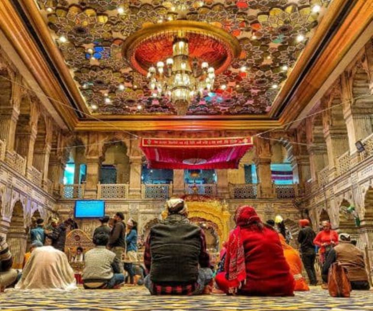 Old Delhi: 3-Hour Guided Chandni Chowk & Tuk Tuk Tour - Guides, languages, and the human side of the tour