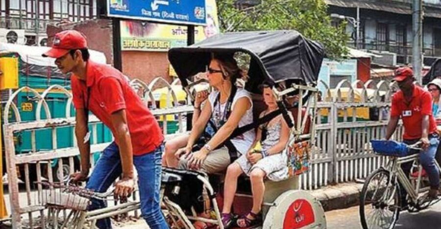 Old Delhi: 3-Hour Private Tuk-Tuk/Rickshaw Ride Tour - Why the tuk-tuk is the right way to see Old Delhi