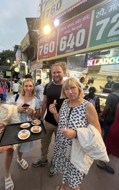 Old Delhi Famous Private Street Food & Tuk-Tuk Tour - Chandni Chowk and the spice market