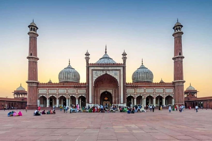 Old Delhi: Private Tour of Chandni Chowk, Tuk Tuk & Food - Key points to know before booking