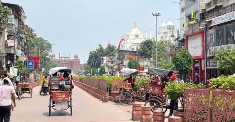 Old Delhi: Private Tour of Chandni Chowk, Tuk Tuk & Food - Chandni Chowk by tuk tuk