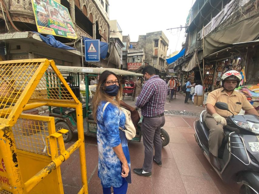 Old Delhi: Private Tour of Chandni Chowk, Tuk Tuk & Food - Guides, drivers, and the private experience