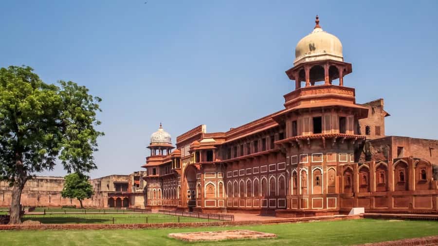 Old Delhi: Private Tour of Chandni Chowk, Tuk Tuk Ride - Private transport and guide support