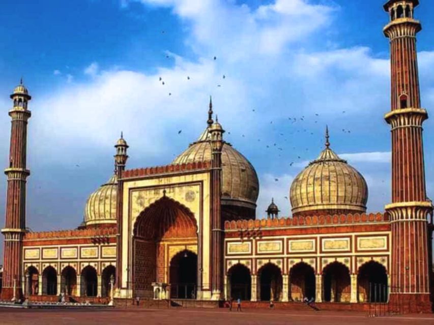 Old Delhi: Walking Tour with Tuk Tuk Ride & Snacks (Español) - Old Delhi in six useful points