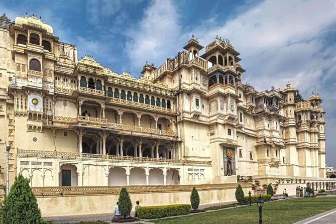 Old & New Delhi Tour : Monuments , Rickshaw Ride & Local Heritage - Rashtrapati Bhavan adds imperial-era architecture