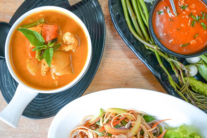 Old Siem Reap Sunset Food Tour by Tuk-tuk - What makes this tour different
