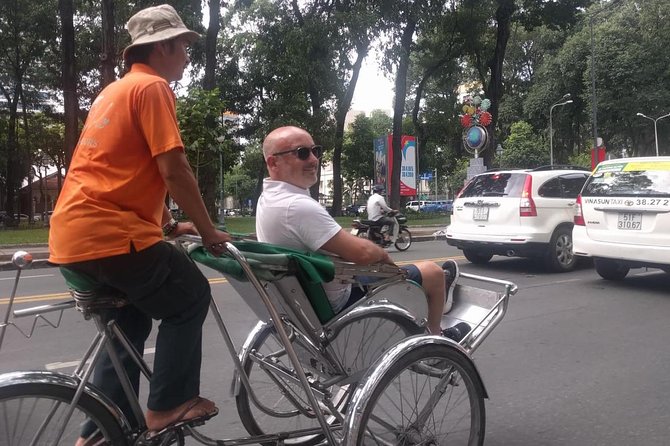 One hour cyclo tour around Saigon - Meeting at the Opera House