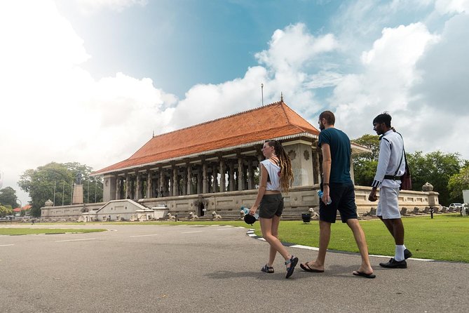 Original Tuk Tuk Safari Afternoon Tour - Dutch Hospital and Colombo’s colonial starting point