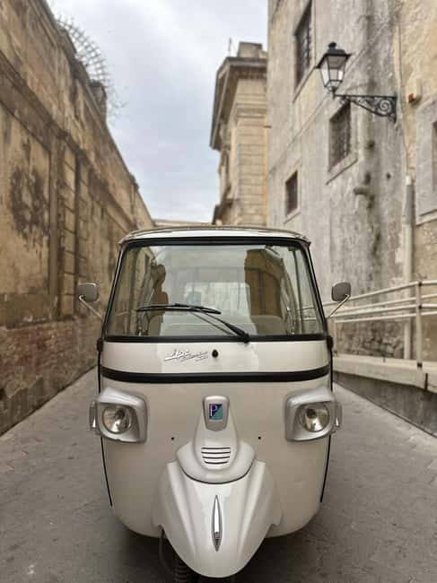 ORTIGIA tour by tuk tuk - ape calessino 1 hour - Main roads or narrow lanes?