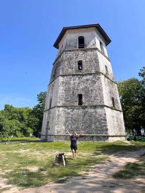 Panglao Land Tour by TukTuk - The driver and guide question