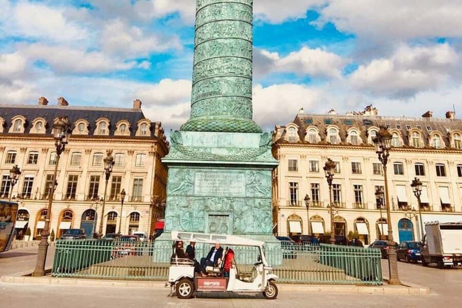 Paris: Most Iconic Monuments Guided Tour by Tuk Tuk - Champs Elysées and the Arc de Triomphe