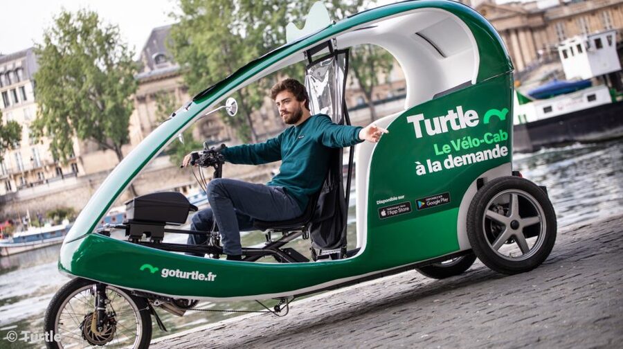 Paris: Private guided tour in Rickshaw bike - Gustave Eiffel - The 30-minute Mini Gustave Eiffel route