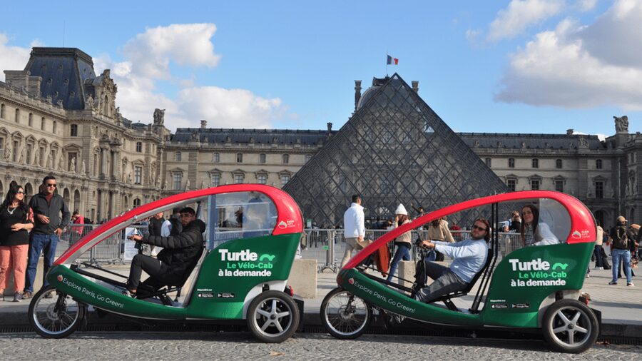 Paris : Private guided tour in Rickshaw bike - Napoléon - Starting at Place de la Concorde
