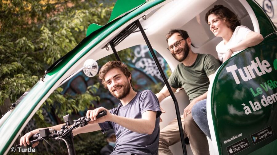 Paris : Private guided tour in Rickshaw bike - Napoléon - Commentary, languages, and driver quality