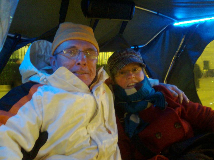 Paris Tuk-Tuk: 2, 4 or 6H First Highlights & Parisian Areas - Six hours: add markets and a closer look at Parisian life
