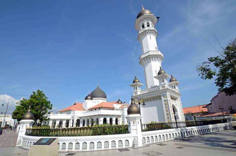 Penang: Trishaw Ride and Hawker Center Food Tour - Key points to know before booking