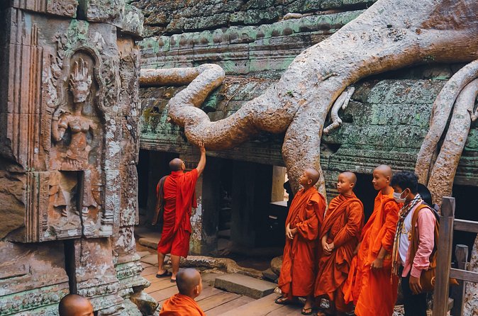 Personalised Angkor Wat Sunrise Tour by TukTuk - Angkor Thom and the south gate