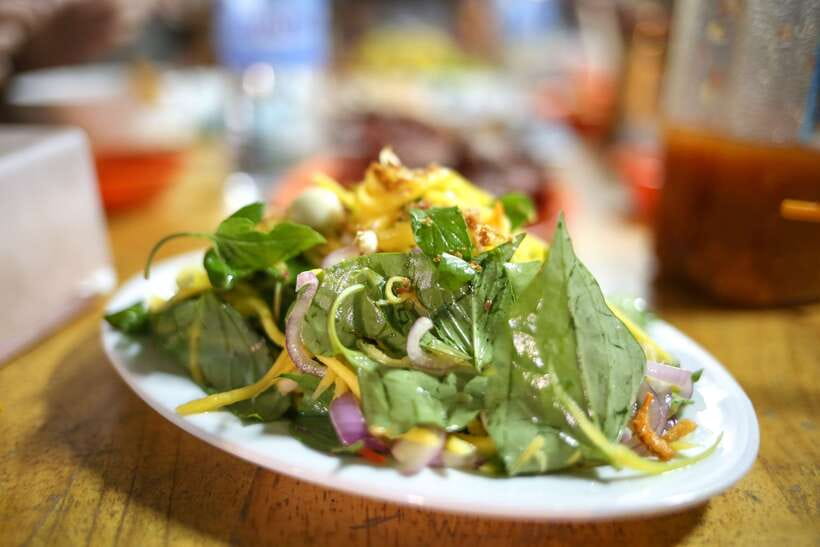 Phnom Penh: Culinary Underground Local Food Tuk-Tuk Tour - Food, allergies, and the level of adventure