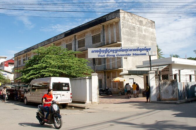 Phnom Penh Full Day Private Tour By Tuk Tuk or Taxi Car - National Museum and Cambodia’s artistic past