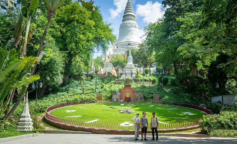Phnom Penh Historical Sites Tour by Tuk Tuk - Practical tips before you go