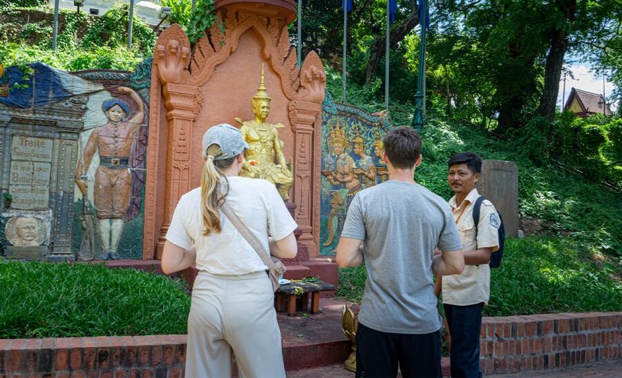 Phnom Penh Historical Sites Tour by Tuk Tuk - What the $25 price really covers